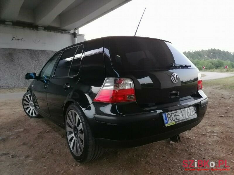 1999' Volkswagen Golf photo #3