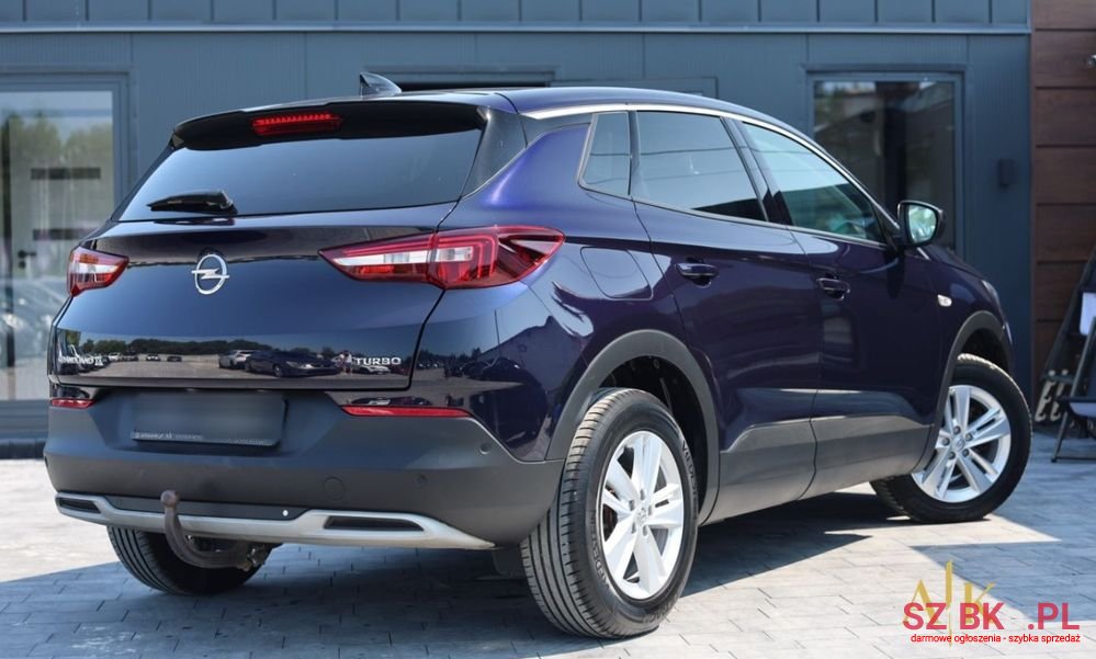 2018' Opel Grandland X photo #3