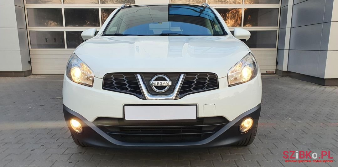2012' Nissan Qashqai photo #2