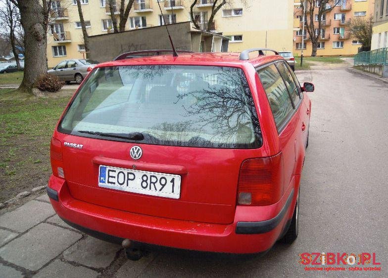 1998' Volkswagen Passat photo #1