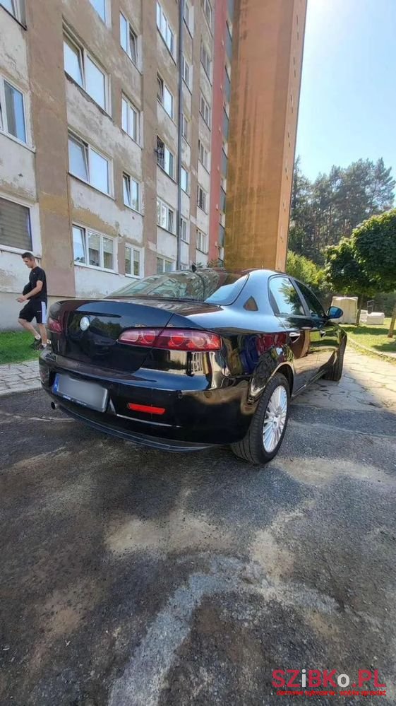 2006' Alfa Romeo 159 photo #2