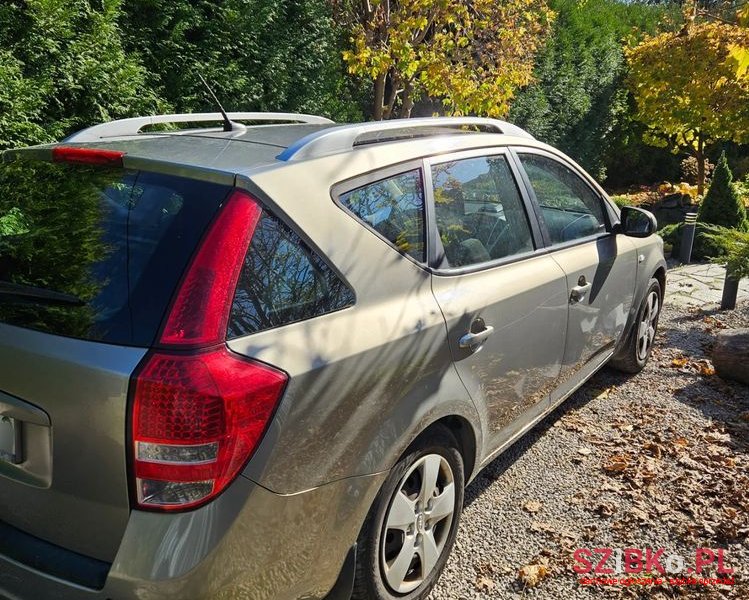 2011' Kia Ceed Cee'D 1.6 M photo #6