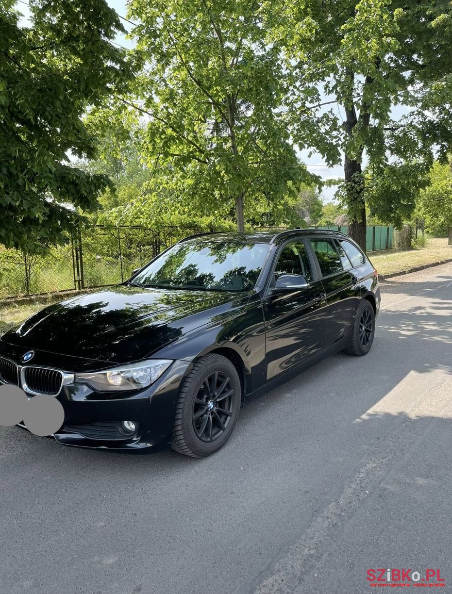 2013' BMW 3 Series photo #1