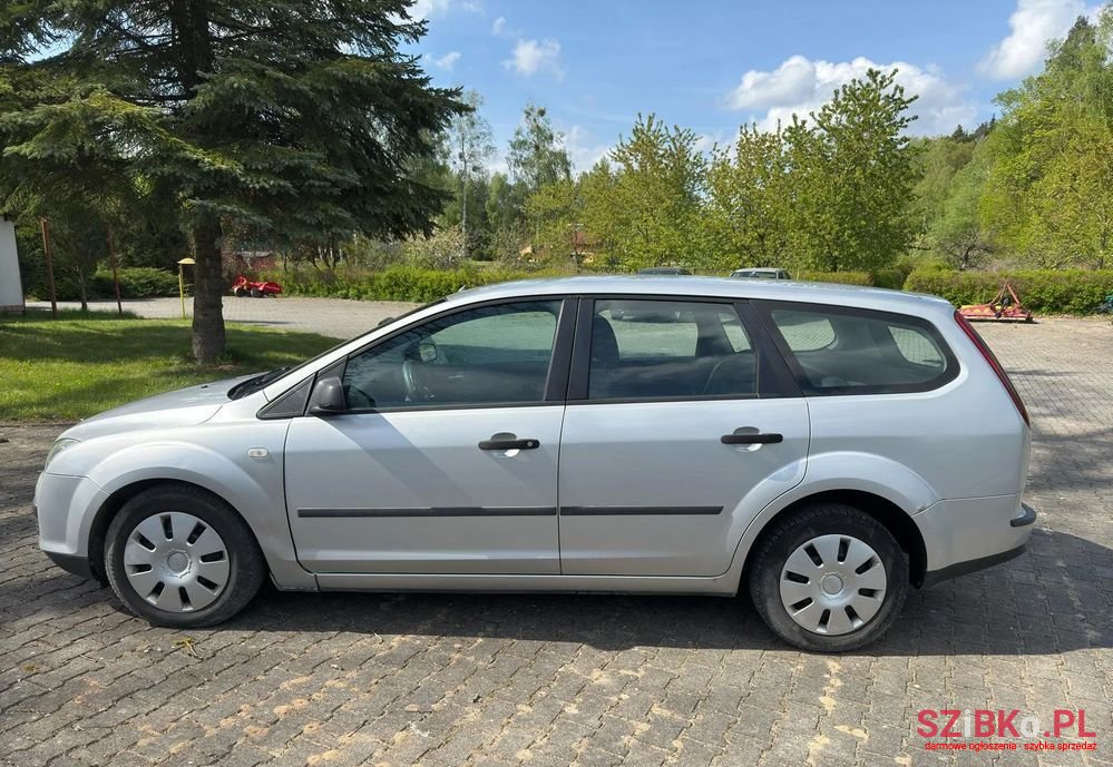 2005' Ford Focus photo #4