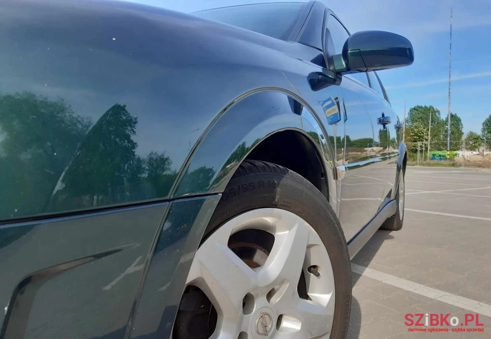 2005' Opel Signum 1.8 Cosmo photo #3