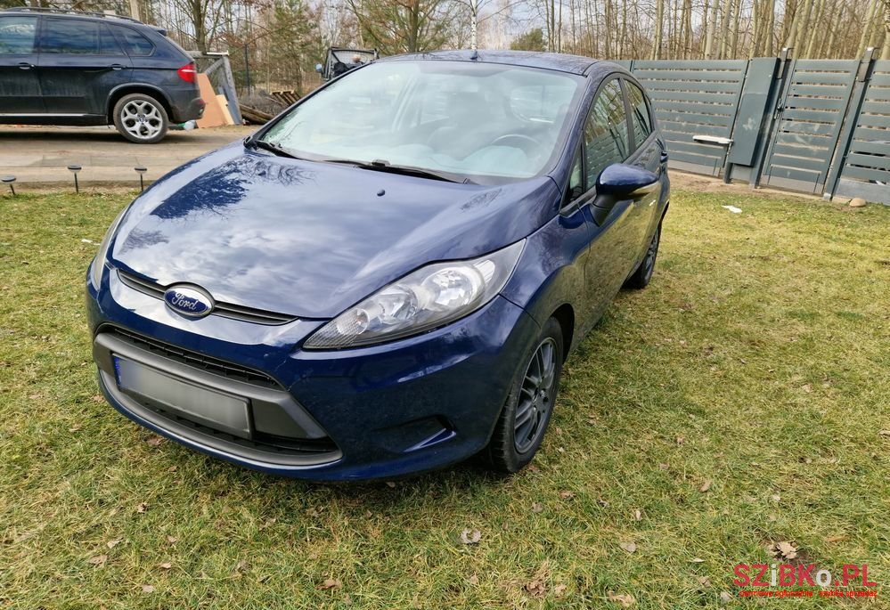 2009' Ford Fiesta photo #3