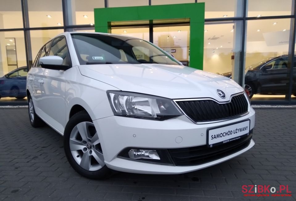 2016' Skoda Fabia photo #1