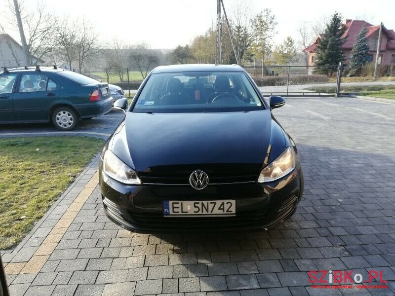 2013' Volkswagen Golf photo #4