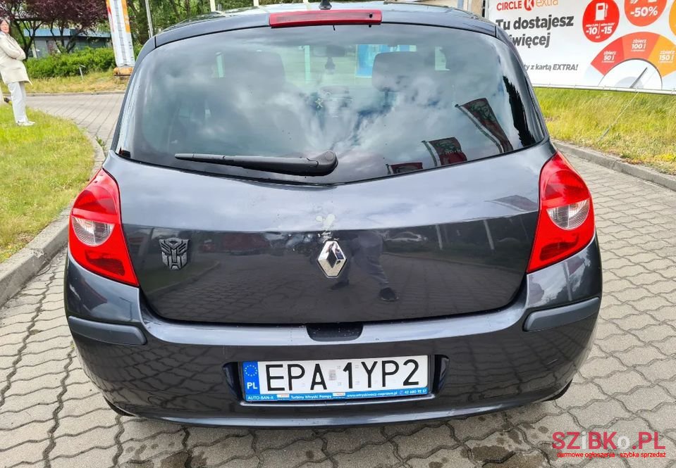 2007' Renault Clio photo #5