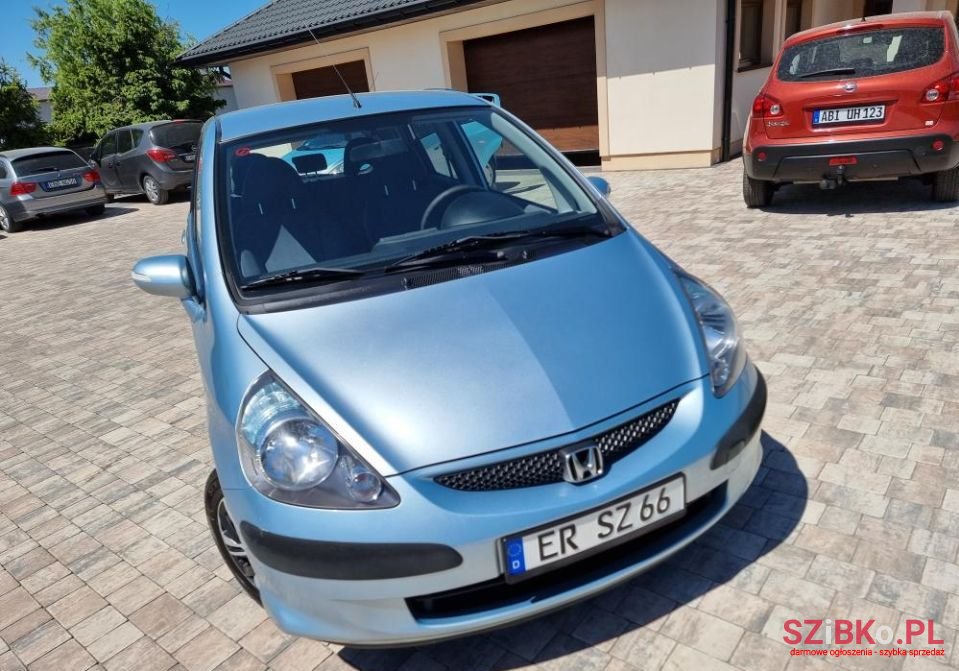 2006' Honda Jazz photo #4