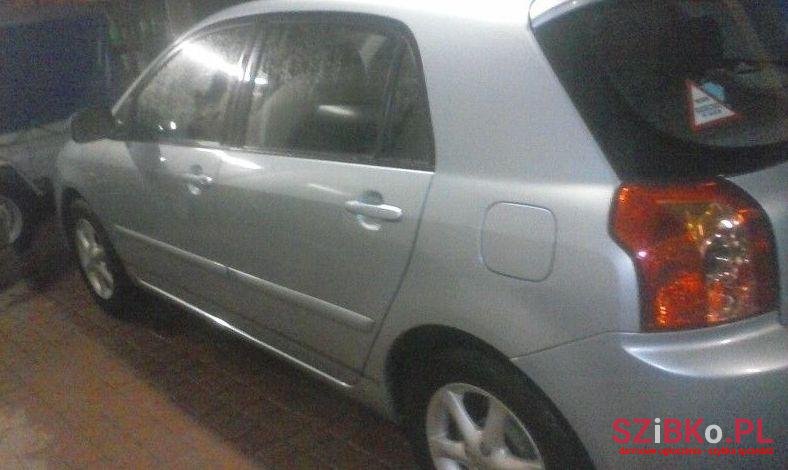 2005' Toyota Corolla photo #1