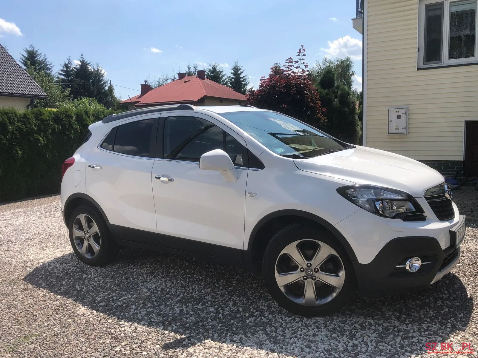 2013' Opel Mokka photo #2
