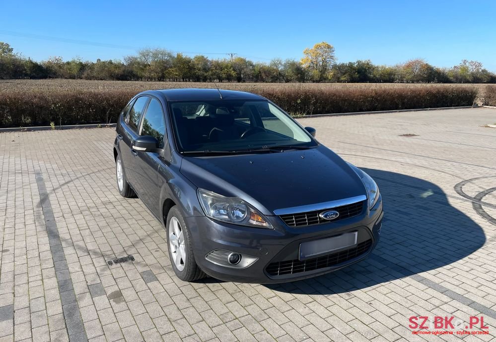 2009' Ford Focus 1.8 Ghia photo #3