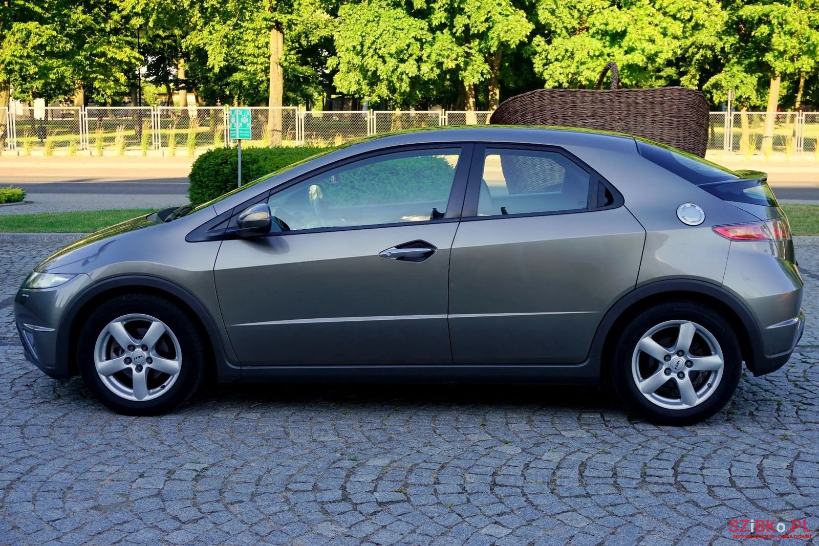 2007' Honda Civic Sport photo #2