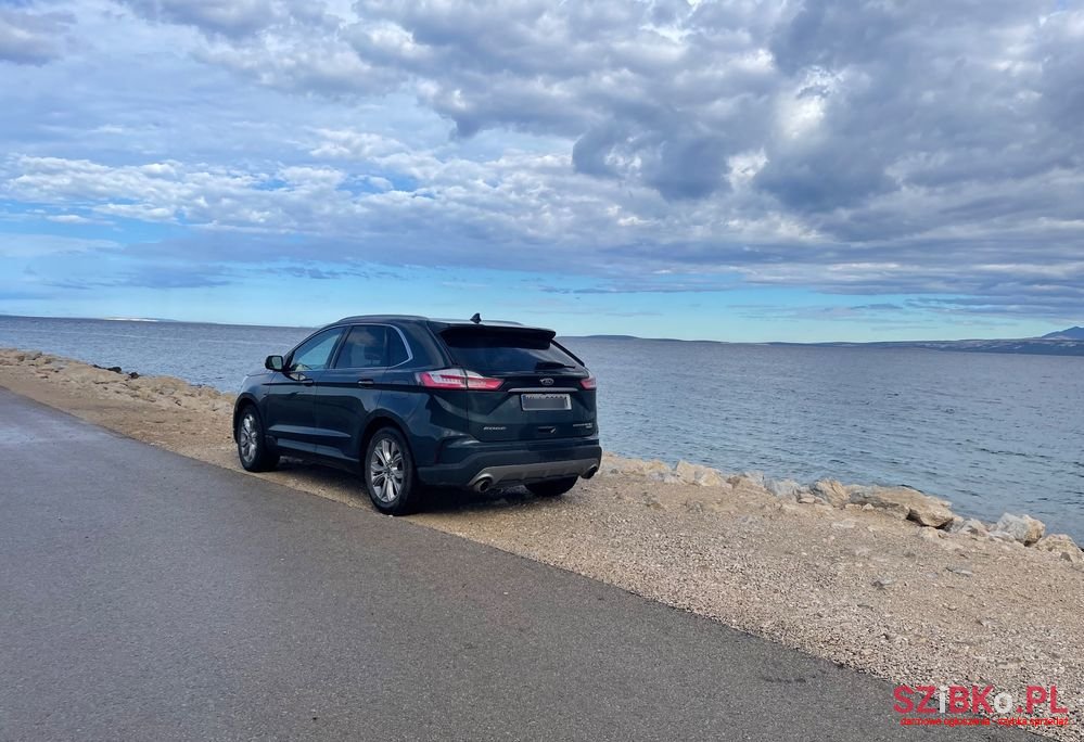 2019' Ford Edge photo #4