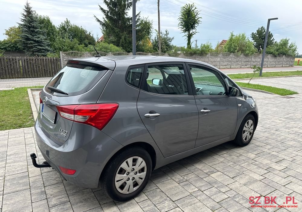 2012' Hyundai ix20 photo #5