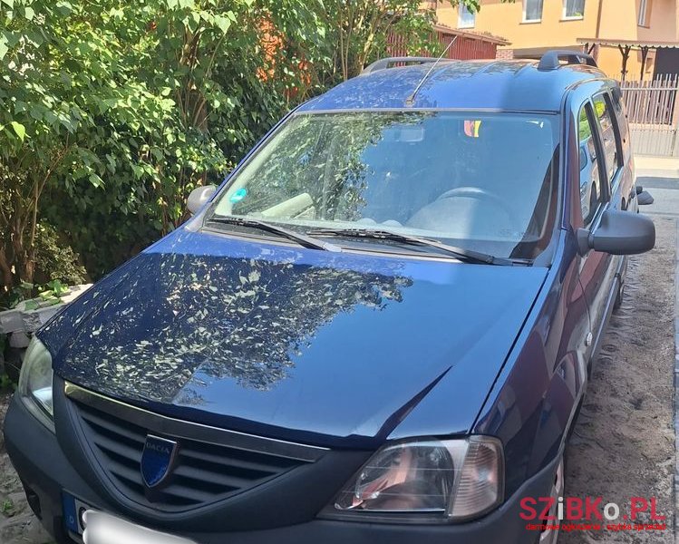 2007' Dacia Logan photo #2