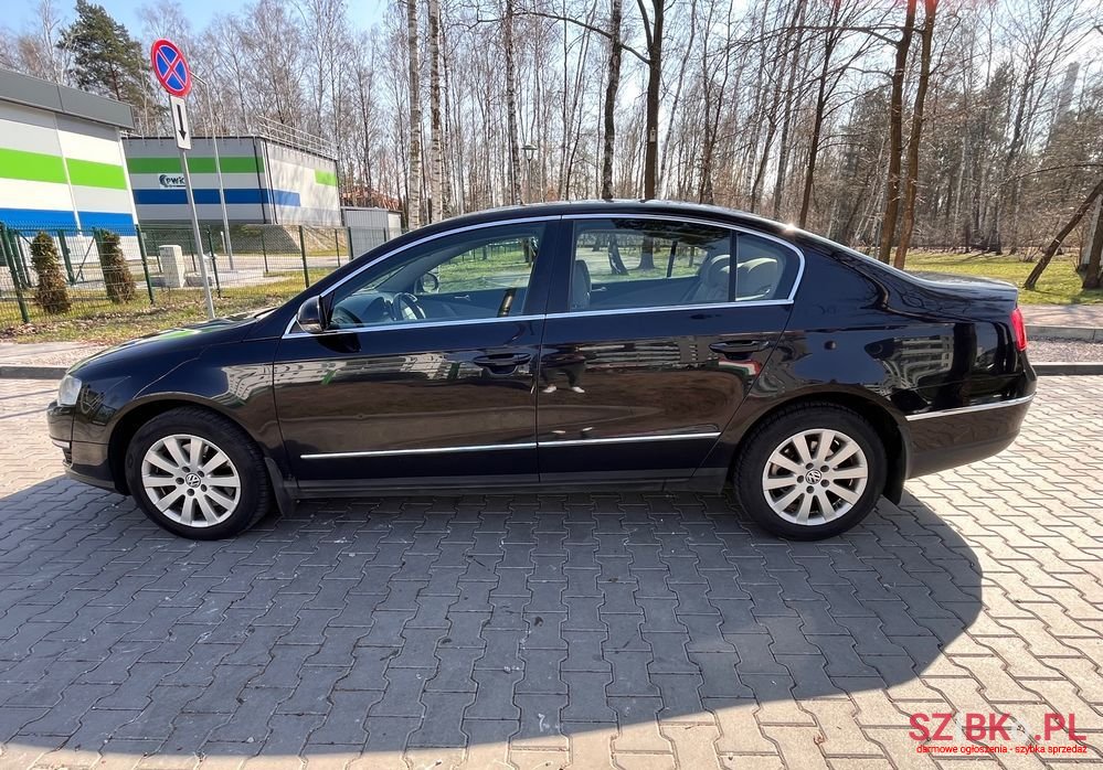 2008' Volkswagen Passat photo #4