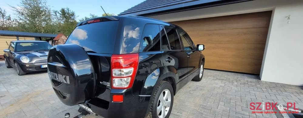 2008' Suzuki Grand Vitara 2.4 De Luxe photo #6