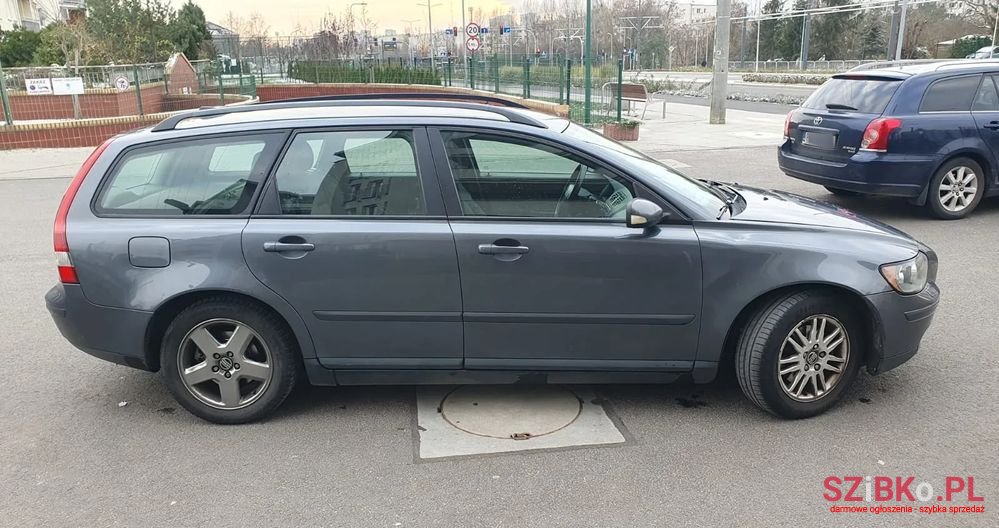 2005' Volvo V50 photo #5