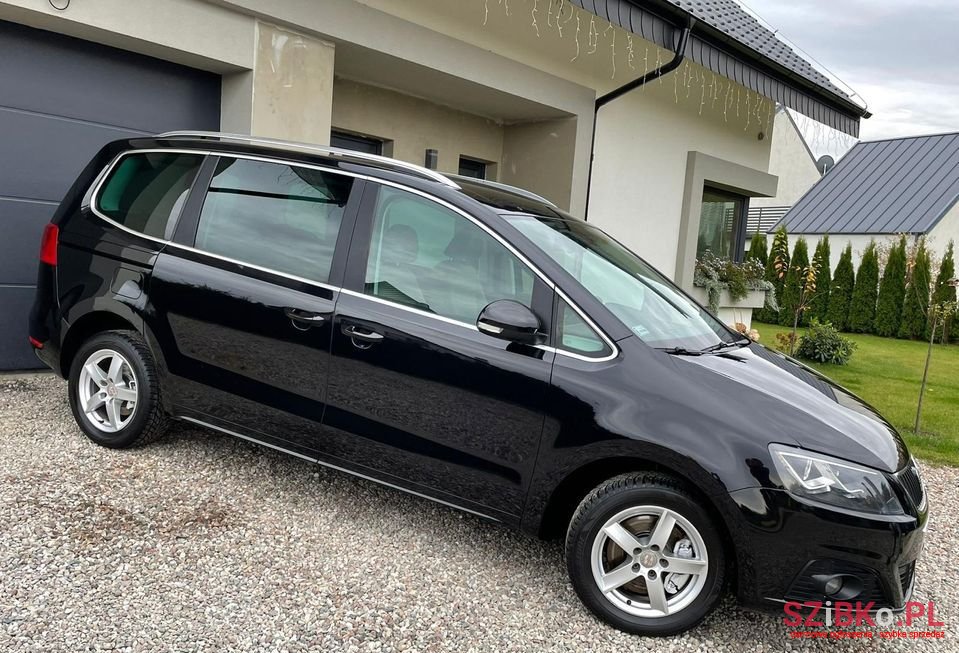 2011' SEAT Alhambra photo #4