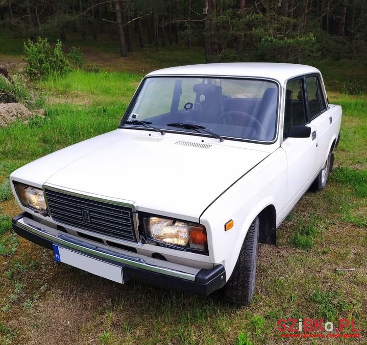 1988' Lada 2107 photo #3
