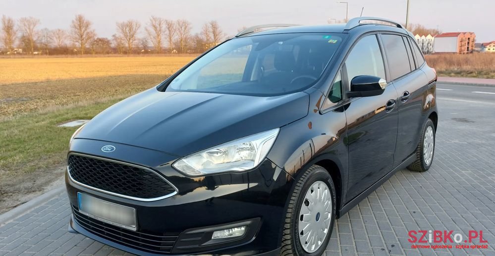 2015' Ford Grand C-MAX photo #2