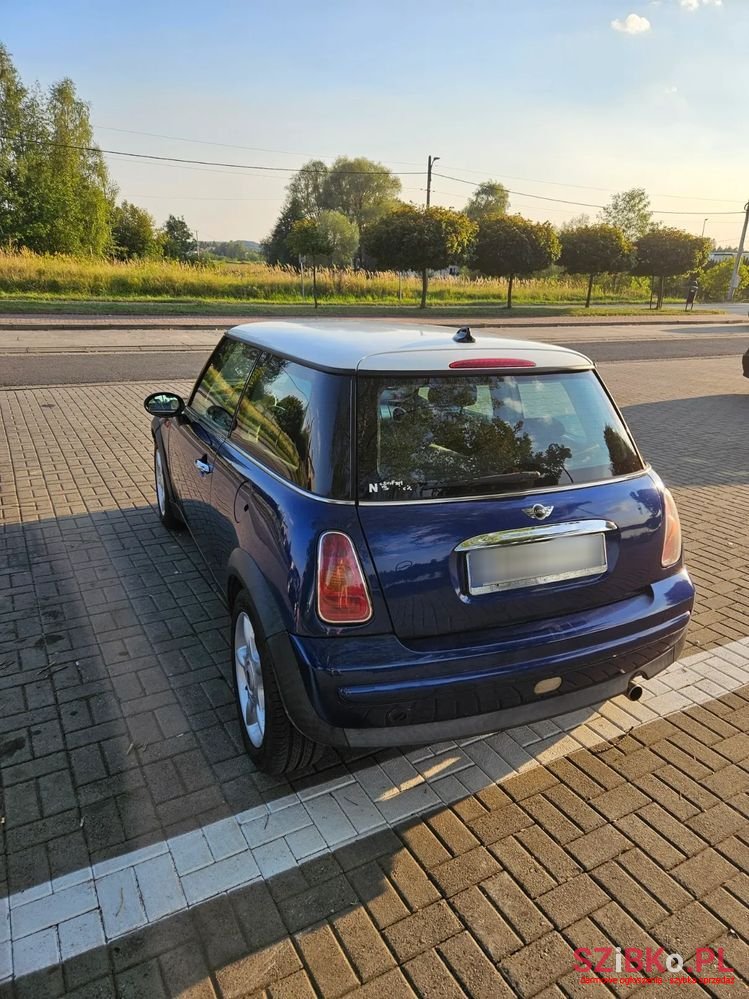 2002' MINI One photo #3