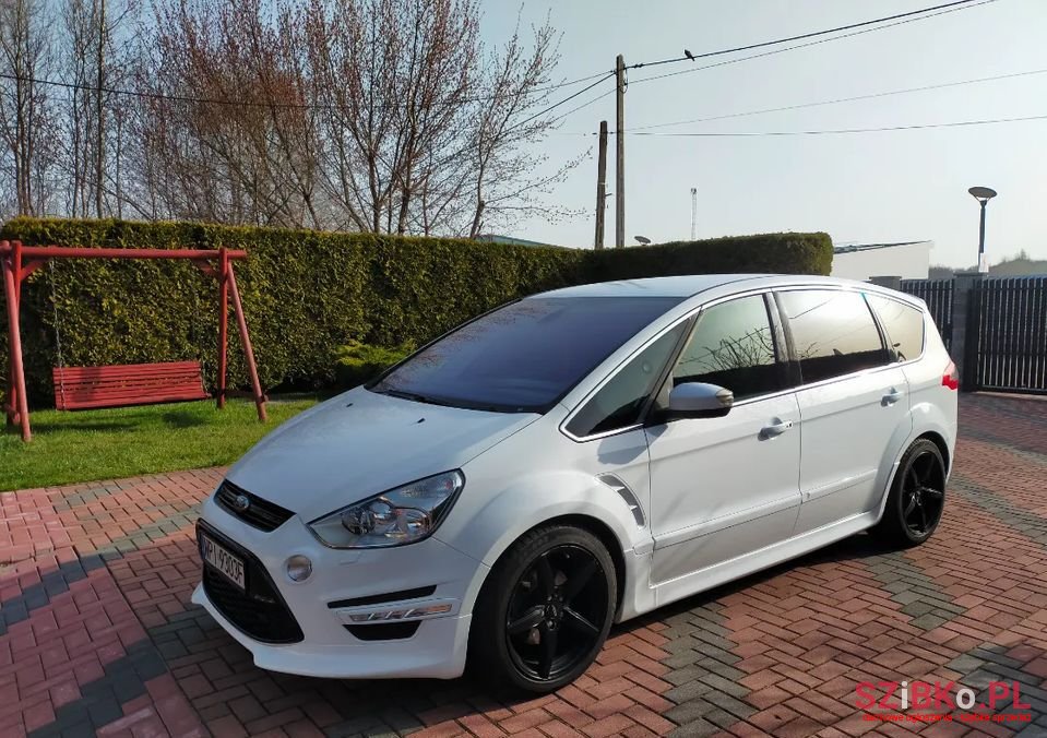 2012' Ford S-Max photo #1