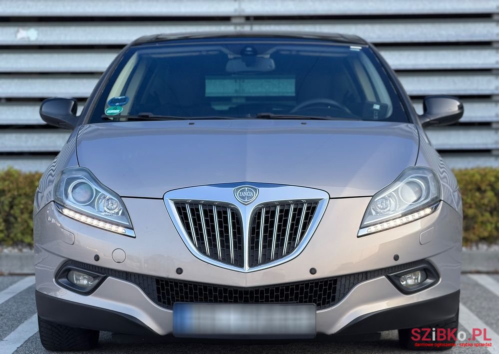 2009' Lancia Delta photo #2