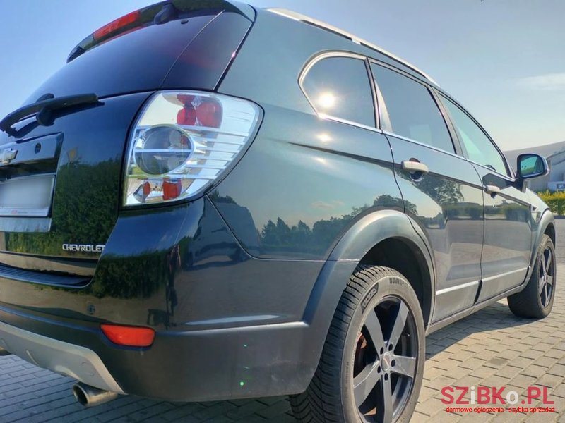 2011' Chevrolet Captiva 2.2 D Ltz photo #5
