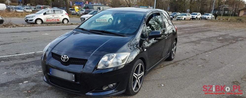 2007' Toyota Auris photo #1