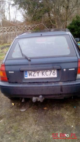 1998' Mazda 323 photo #2