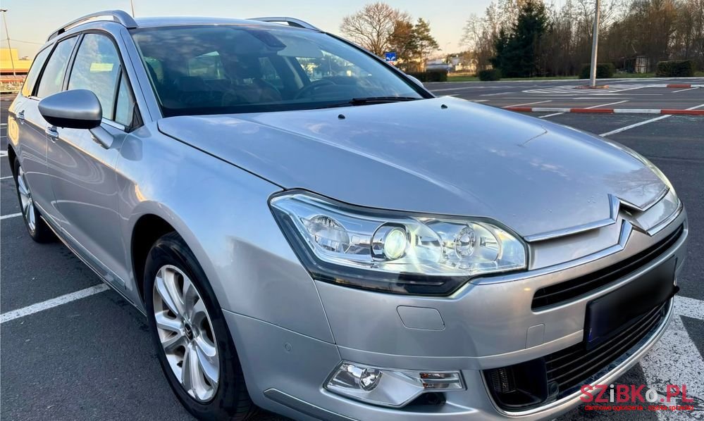2011' Citroen C5 2.0 Hdi Exclusive photo #2