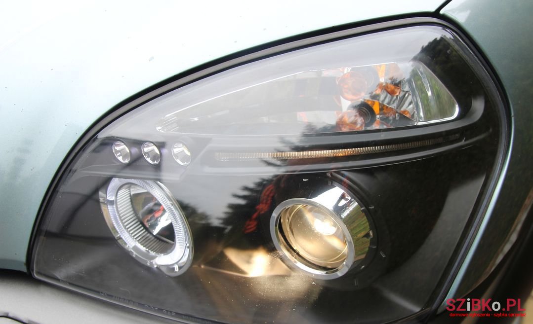 2005' Hyundai Tucson photo #4