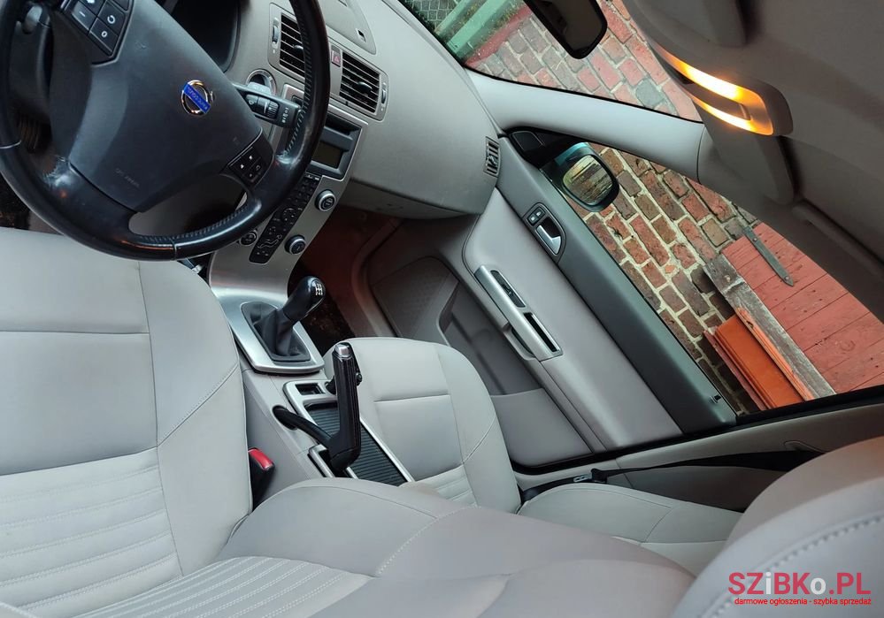 2008' Volvo V50 1.8 photo #5