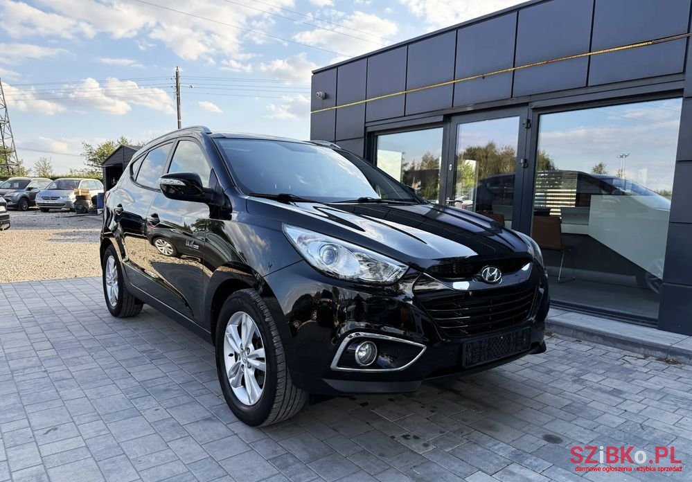 2011' Hyundai ix35 photo #1