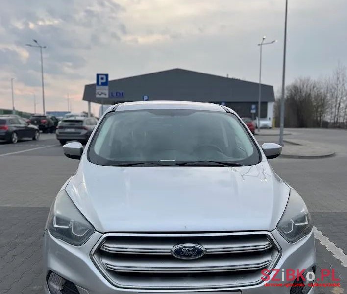 2017' Ford Escape photo #2