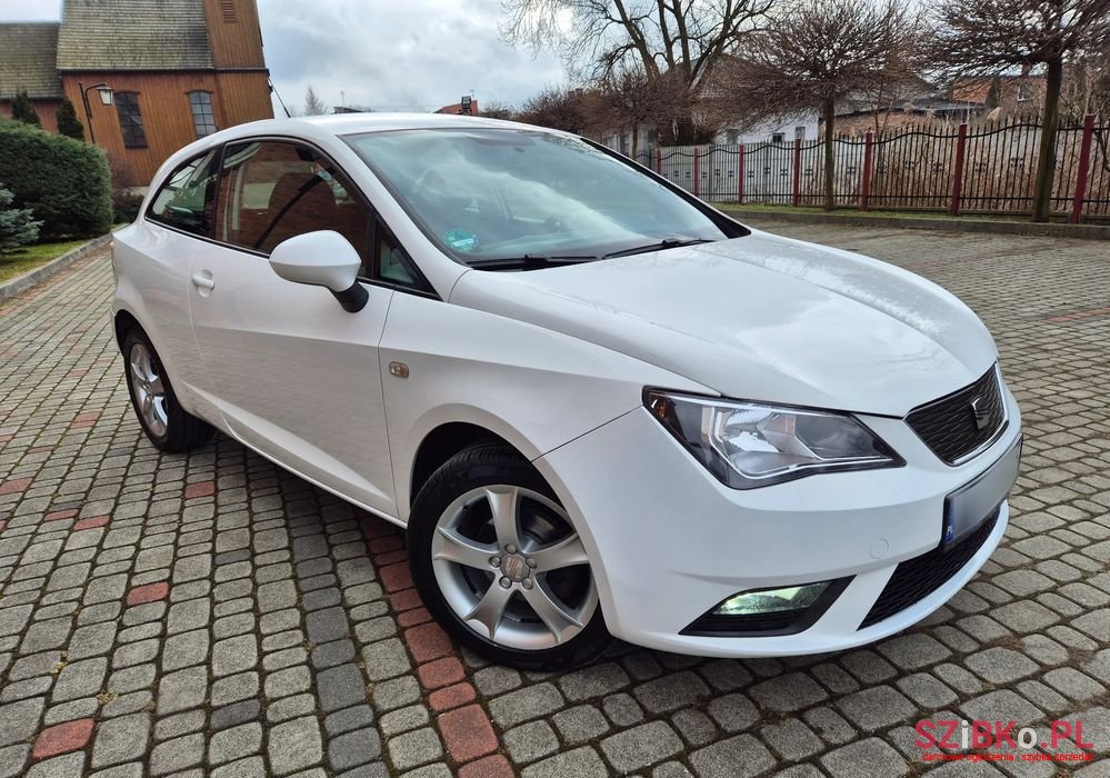 2013' SEAT Ibiza photo #1