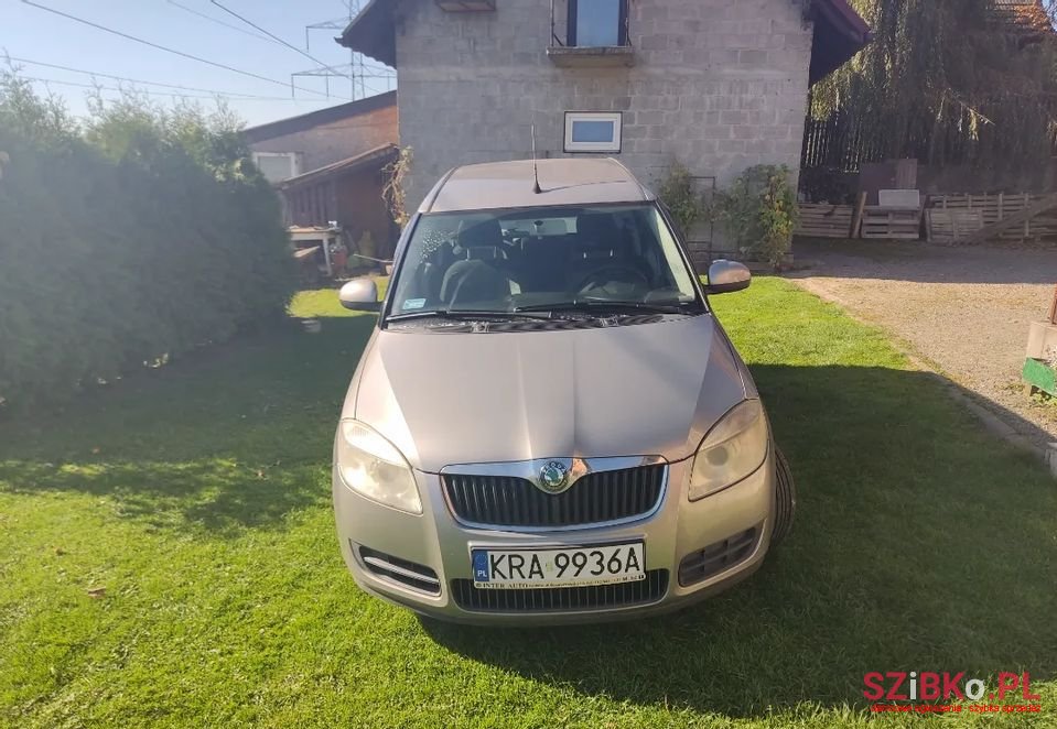 2006' Skoda Roomster photo #1