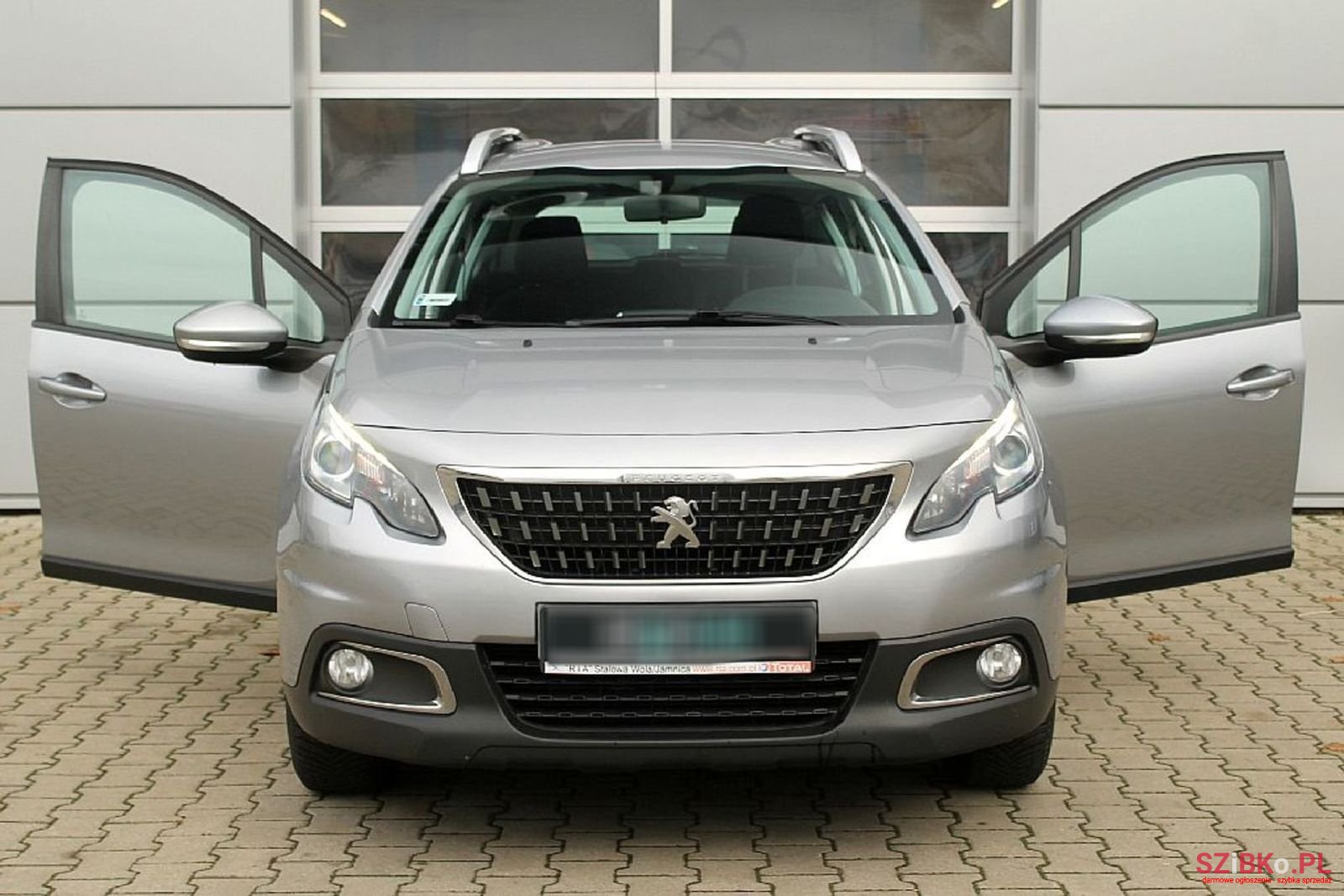 2018' Peugeot 2008 photo #3