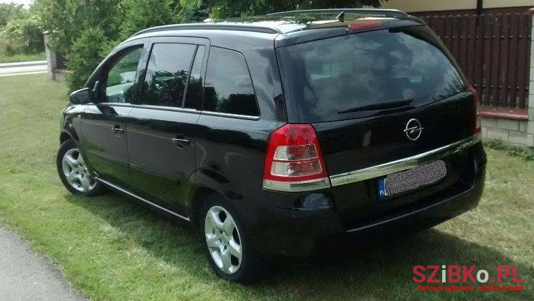 2008' Opel Zafira photo #2