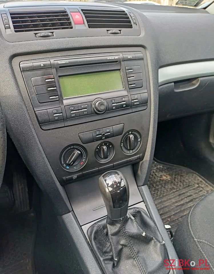 2007' Skoda Octavia 1.9 Tdi Elegance photo #2