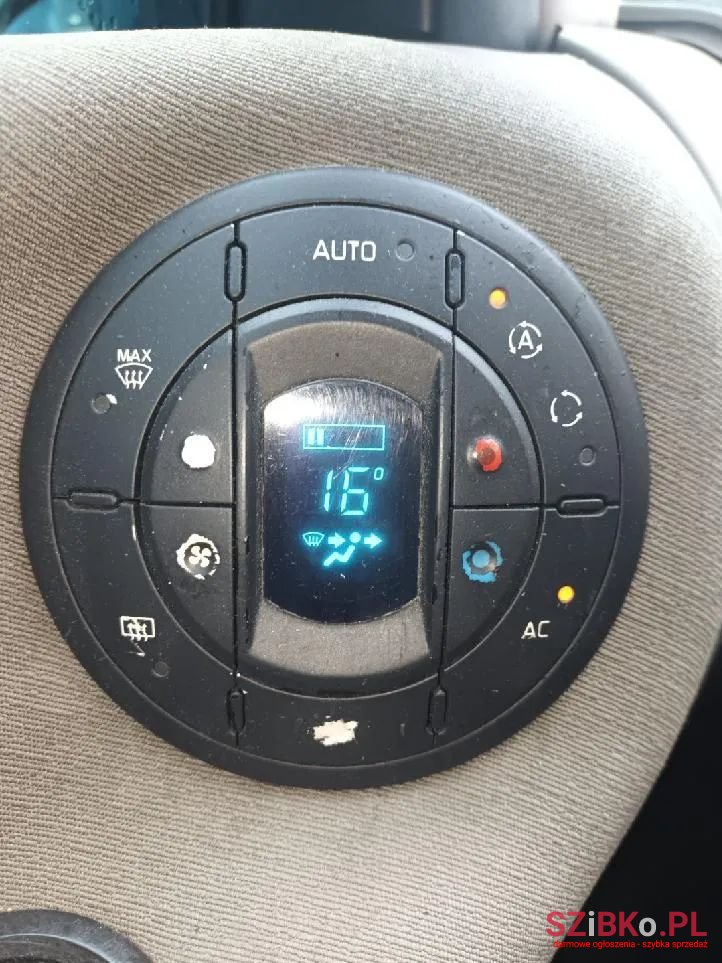 2004' Renault Espace photo #5