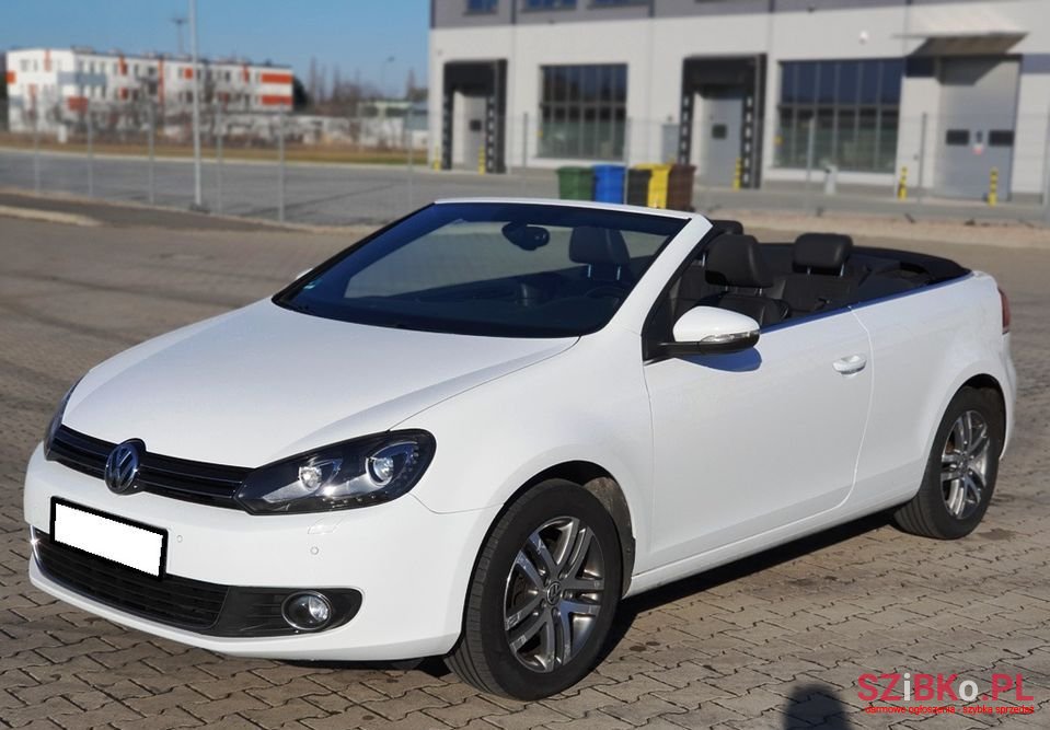 2012' Volkswagen Golf photo #1