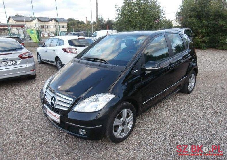 2011' Mercedes-Benz Klasa A photo #2