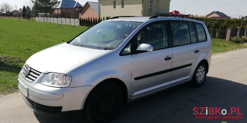 2003' Volkswagen Touran photo #3
