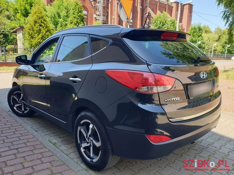 2011' Hyundai ix35 2.0 Premium photo #5