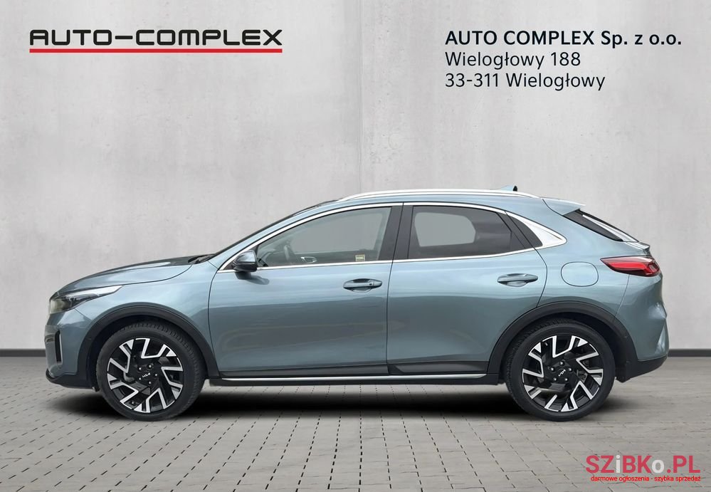 2023' Kia XCeed photo #2