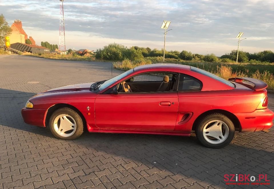 1997' Ford Mustang photo #2